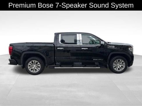 Used 2024 GMC Sierra 1500 Denali w/ Technology Package AWD/4WD image 9
