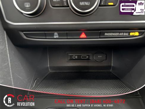 Used 2018 Volkswagen Atlas SE image 23