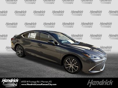 New 2025 Lexus ES 300h w/ Premium Package