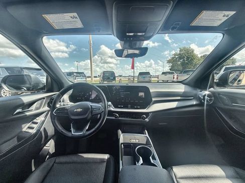 Certified 2025 Chevrolet Equinox LT w/ Convenience Package II AWD/4WD image 19