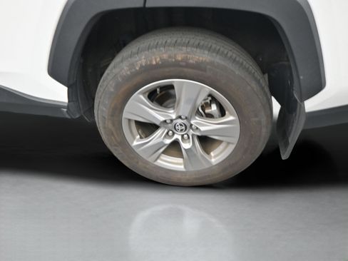 Used 2024 Toyota RAV4 XLE w/ Convenience Package image 37