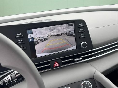 New 2026 Hyundai Elantra SE FWD image 31