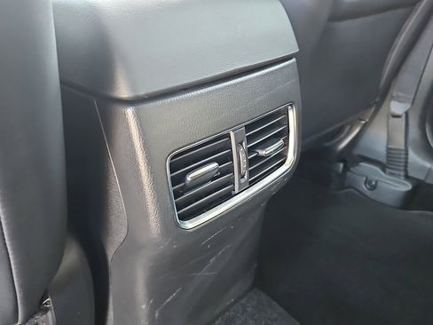 Used 2017 MAZDA CX-5 Touring w/ Preferred Equipment Package image 11