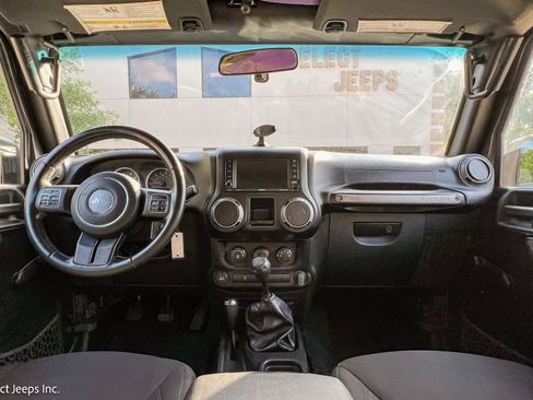 Used 2016 Jeep Wrangler Sport AWD/4WD image 14
