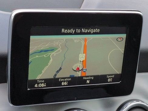 Used 2016 Mercedes-Benz GLA 250 image 21