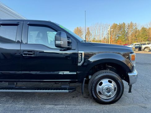 Used 2021 Ford F350 Lariat w/ Lariat Value Package image 16
