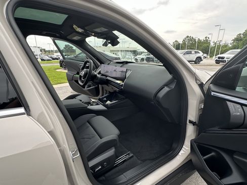 Used 2025 BMW X3 xDrive30i w/ Convenience Package AWD/4WD image 31