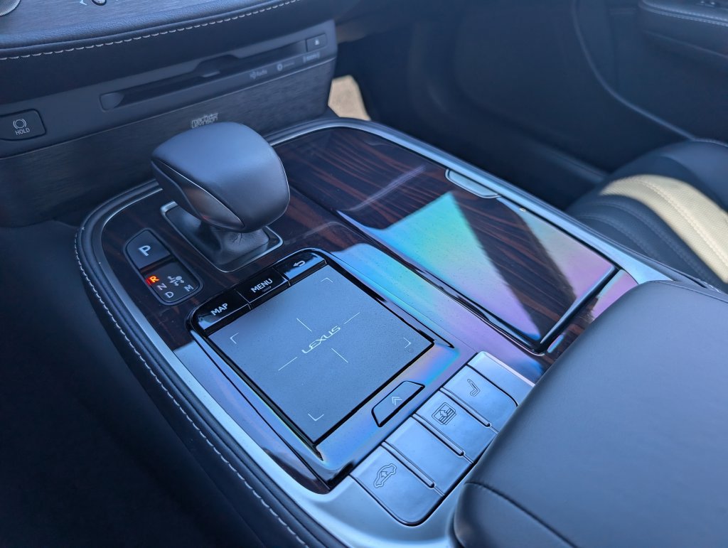 Used 2020 Lexus LS 500 w/ Interior Upgrade Package RWD image 20