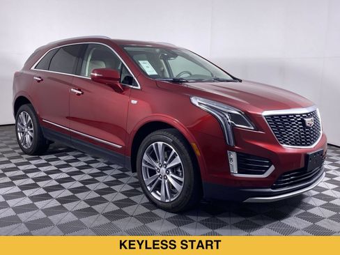 Certified 2024 Cadillac XT5 Premium Luxury w/ LPO, Floor Liner Package AWD/4WD image 21