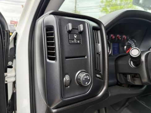 Used 2018 Chevrolet Silverado 1500 W/T w/ WT Convenience Package RWD image 15