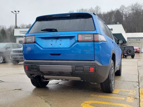 New 2026 Jeep Cherokee Laredo image 3