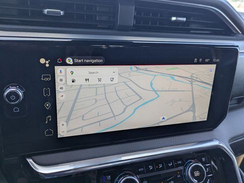 New 2025 GMC Sierra 2500 Denali w/ Denali Reserve Package image 18