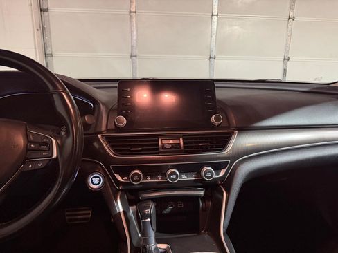 Used 2022 Honda Accord Sport Special Edition image 13