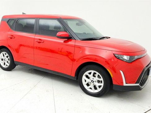 Used 2023 Kia Soul S image 8