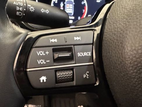 Used 2024 Honda Civic EX image 7