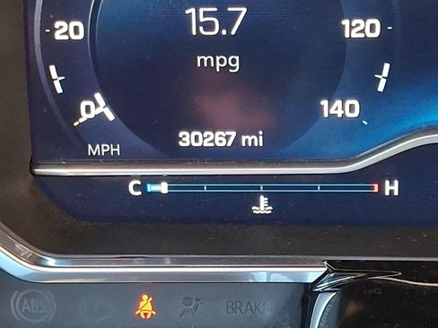 Used 2022 Chevrolet Silverado 1500 LT image 20