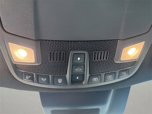 Used 2021 Ford Expedition Limited image 25