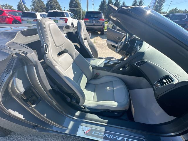 Used 2015 Chevrolet Corvette Stingray Convertible w/ 2LT Preferred Equipment Group RWD image 31