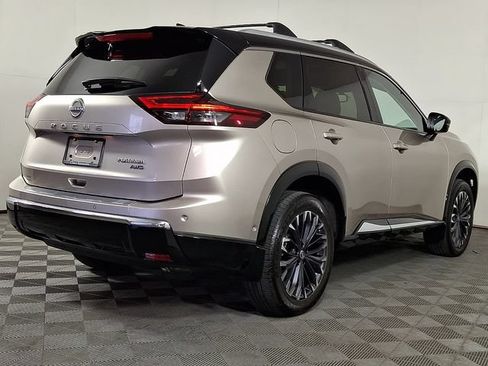 Used 2026 Nissan Rogue Platinum w/ Platinum Premium Package AWD/4WD image 9