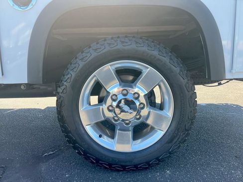Used 2024 Chevrolet Silverado 2500 W/T w/ WT Convenience Package AWD/4WD image 26