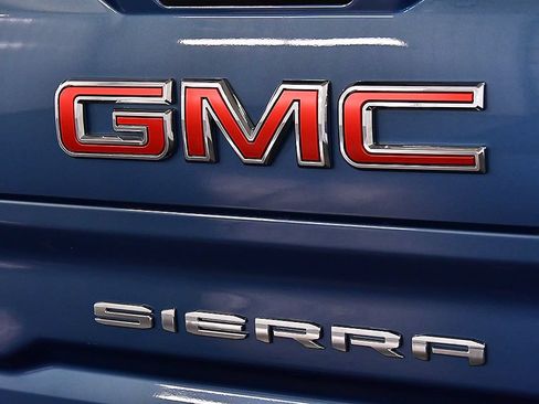 Used 2026 GMC Sierra 1500 Elevation w/ Elevation Premium Package AWD/4WD image 13
