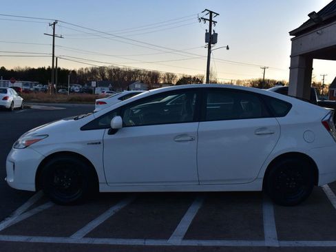 Used 2015 Toyota Prius One FWD image 5