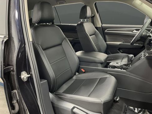 Used 2022 Volkswagen Atlas SE w/ Black Wheel Package image 29