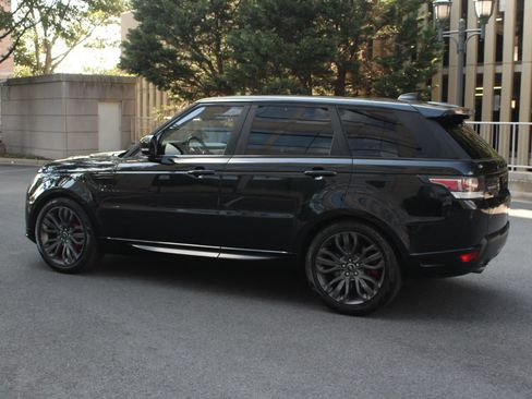 Used 2017 Land Rover Range Rover Sport HSE Dynamic AWD/4WD image 9