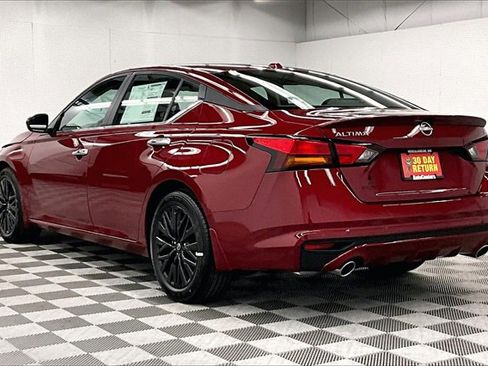 New 2025 Nissan Altima 2.5 SV w/ SV Special Edition Package image 3