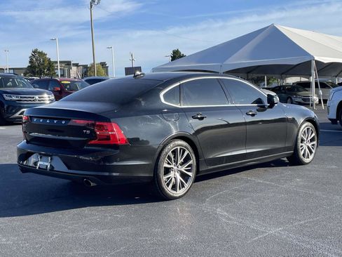 Used 2018 Volvo S90 T5 Momentum w/ Convenience Package FWD image 7