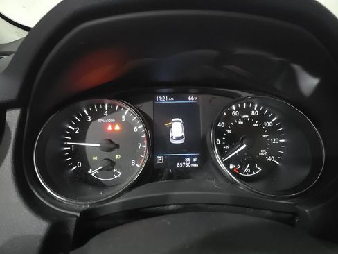 Used 2018 Nissan Rogue SL AWD/4WD image 7