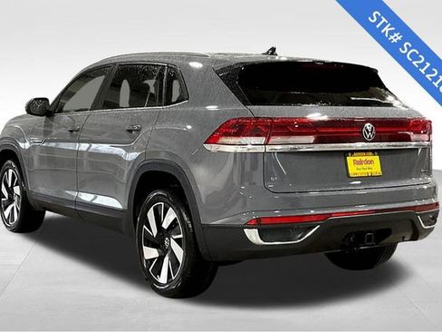 New 2025 Volkswagen Atlas Cross Sport SE image 3