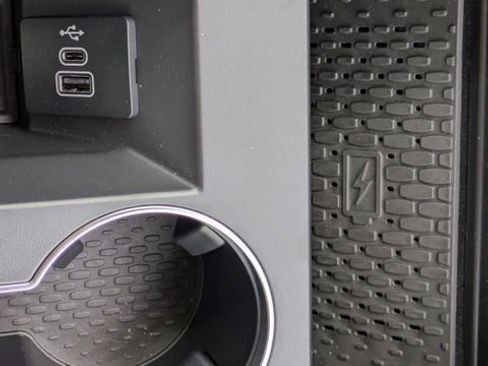 New 2026 Lincoln Nautilus Reserve image 21