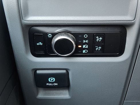 Used 2023 Ford F150 XL w/ Trailer Tow Package image 26