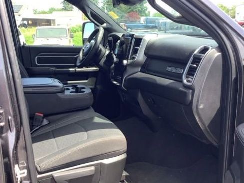 Certified 2025 RAM 2500 Big Horn AWD/4WD image 18