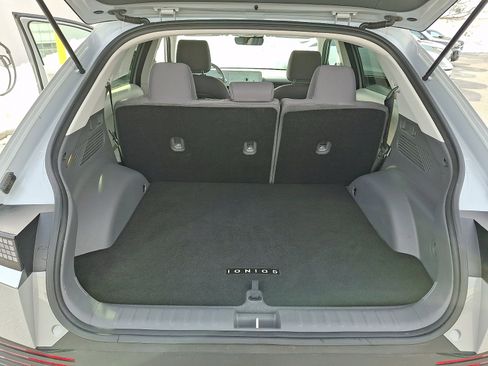 Certified 2022 Hyundai Ioniq 5 SE image 30