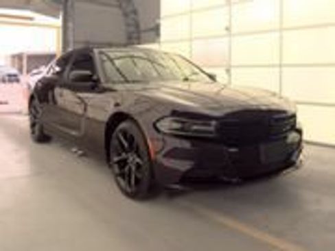 Used 2021 Dodge Charger SXT w/ Blacktop Package RWD image 3
