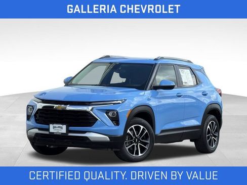 Certified 2024 Chevrolet TrailBlazer LT w/ Driver Confidence Package AWD/4WD image 1