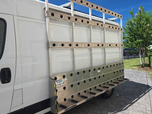 Used 2021 RAM ProMaster 2500 FWD image 9