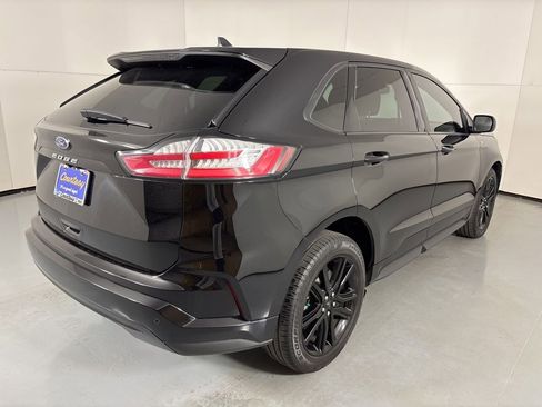 Used 2022 Ford Edge ST-Line image 7
