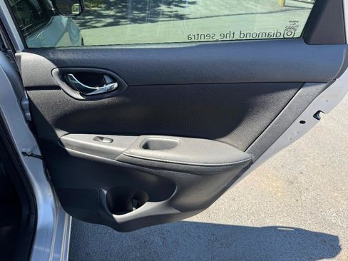 Used 2019 Nissan Sentra S FWD image 21