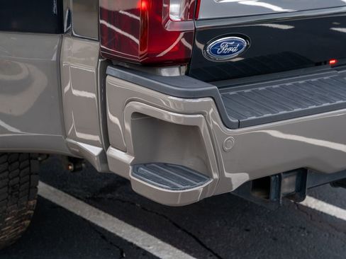 Used 2023 Ford F450 King Ranch w/ FX4 Off-Road Package AWD/4WD image 18