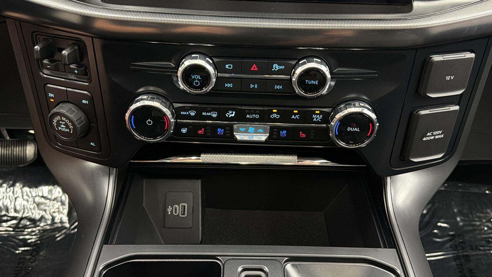 Used 2026 Ford F150 Lariat AWD/4WD image 23