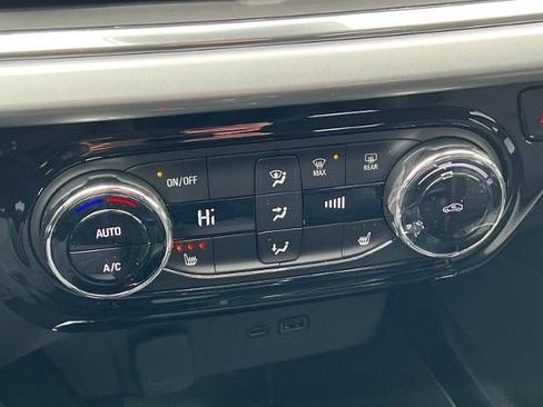 New 2026 Chevrolet Trax LT w/ Driver Confidence Package FWD image 22