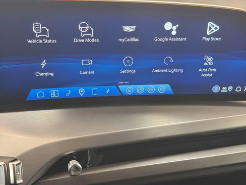 New 2026 Cadillac Vistiq Luxury AWD/4WD image 20