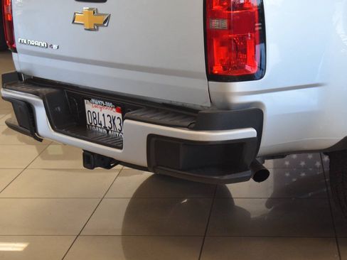 Used 2018 Chevrolet Colorado Z71 AWD/4WD image 32