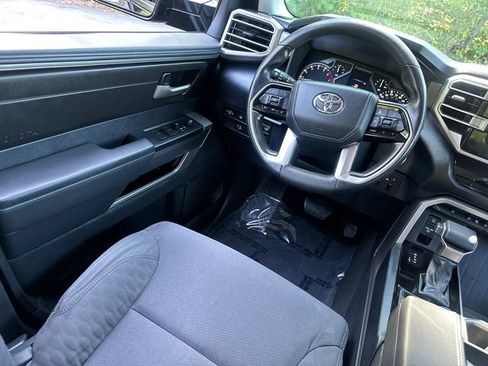 Used 2023 Toyota Tundra SR5 w/ SR5 Convenience Package AWD/4WD image 21