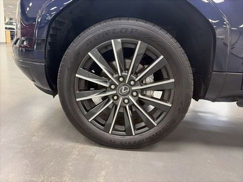 Used 2024 Lexus GX 550 w/ Accessory Package (Z1) AWD/4WD image 27