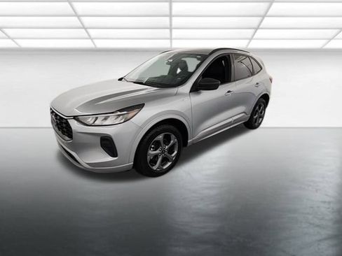 Used 2023 Ford Escape ST-Line w/ Tech Pack #1 image 3