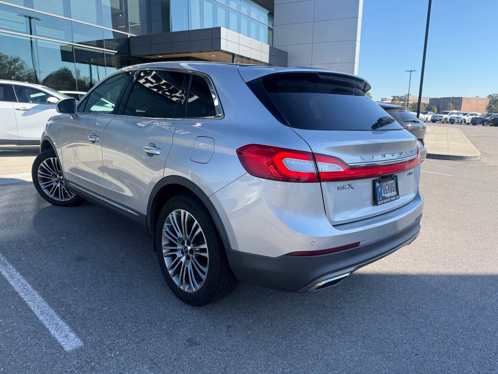 Used 2016 Lincoln MKX Reserve w/ Climate Package AWD/4WD image 8